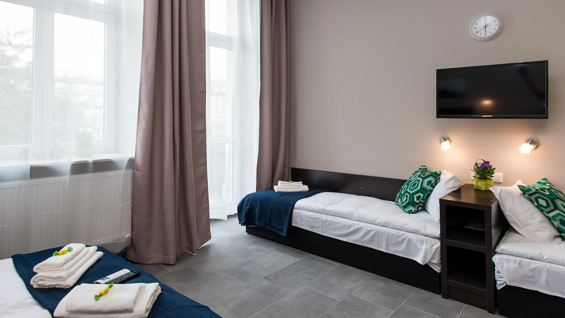 Aparthotel Happy Tower