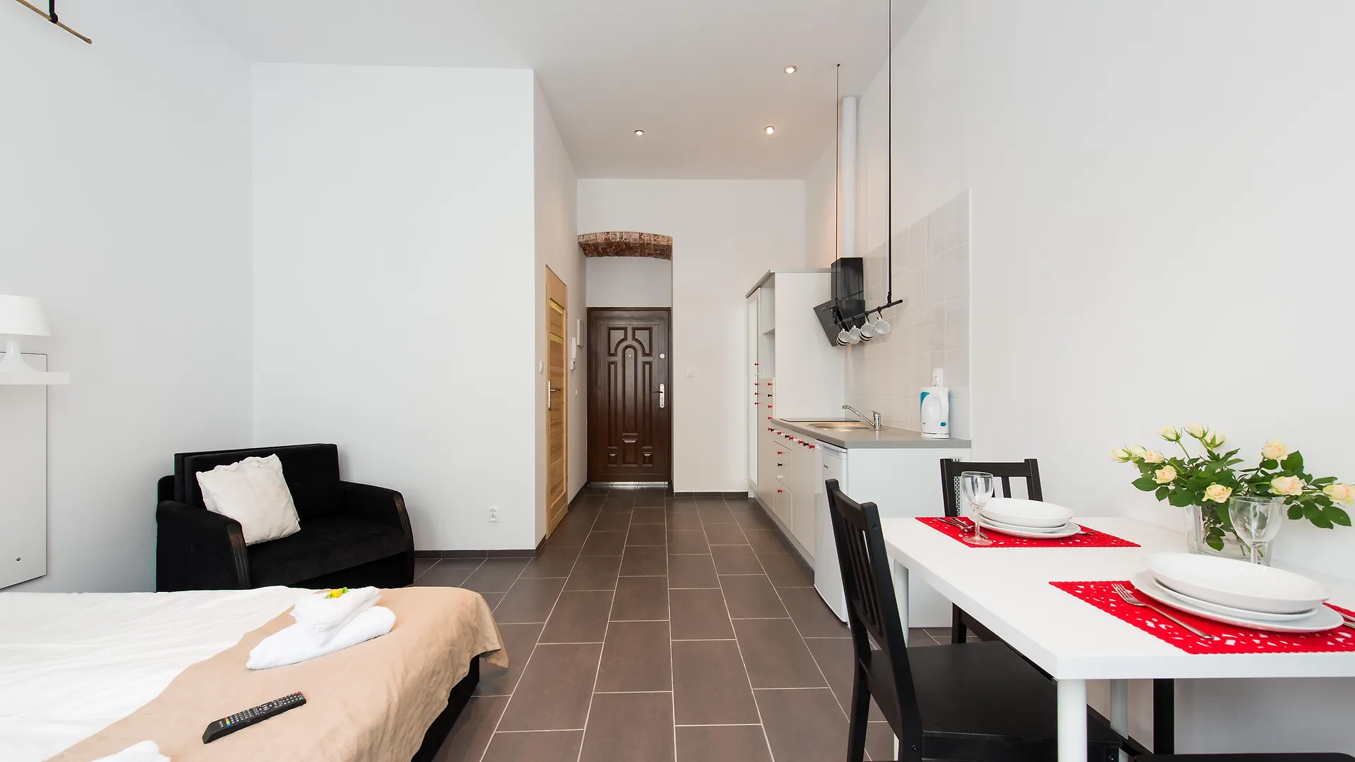 Aparthotel Happy Tower
