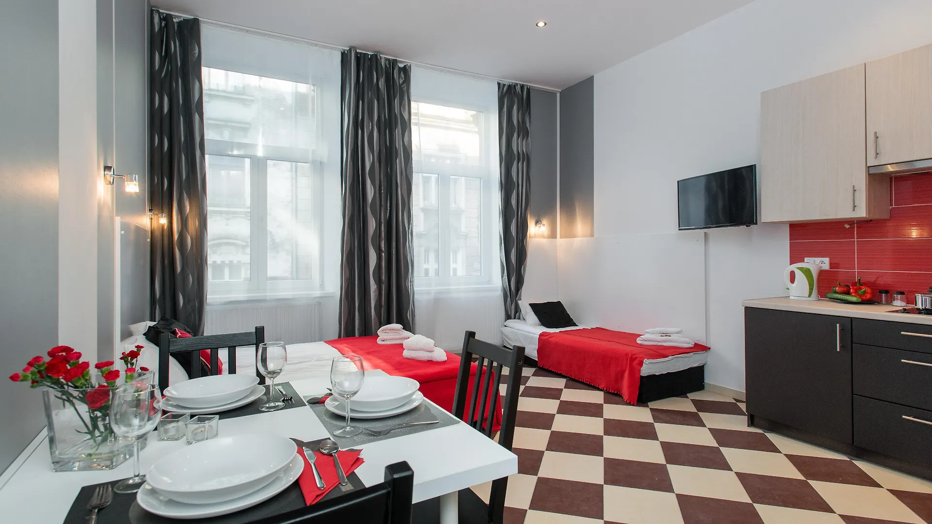Aparthotel Happy Tower
